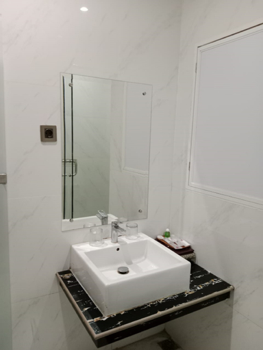 Bathroom 4