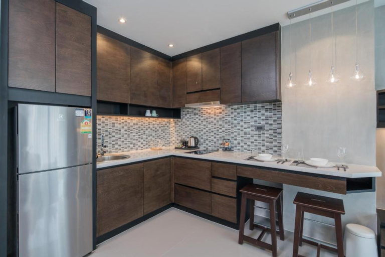 Dining Room 8