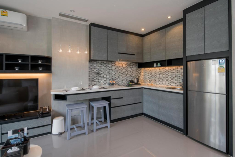 Dining Room 9