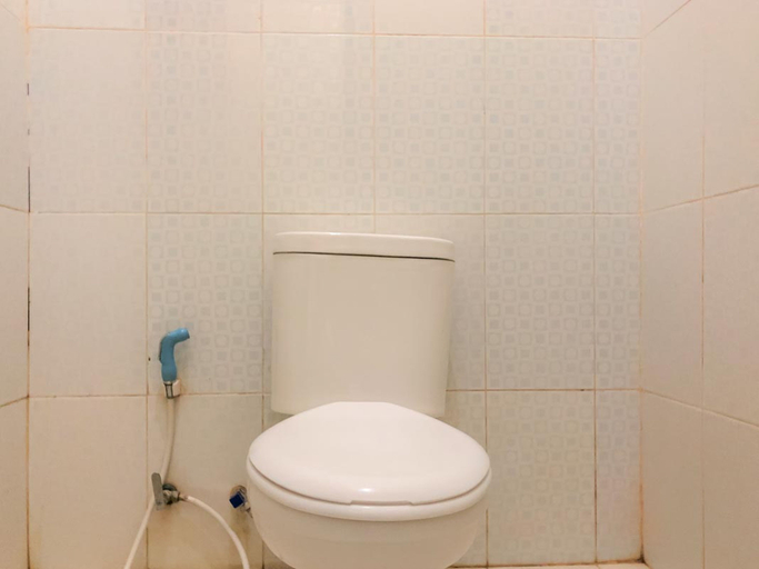 Bathroom 5, Hotel Lido 88 Sorong Mitra RedDoorz, Sorong