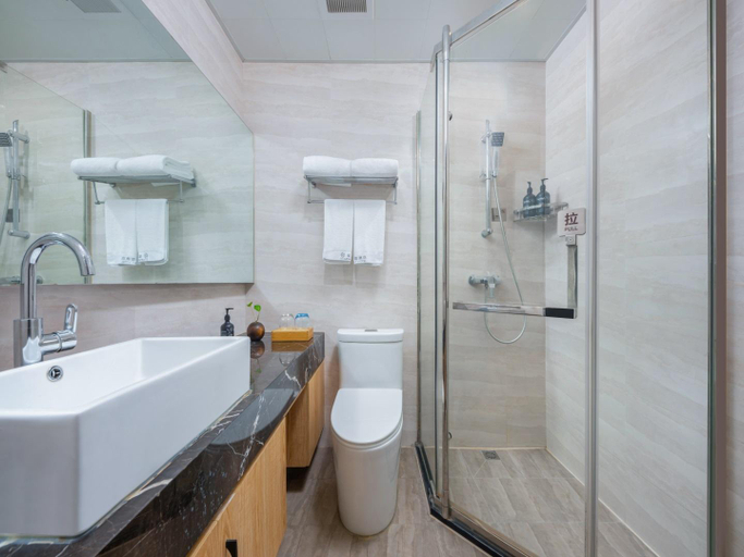 Bathroom, Starway Hotel Hangzhou Renhe Avenue, Hangzhou