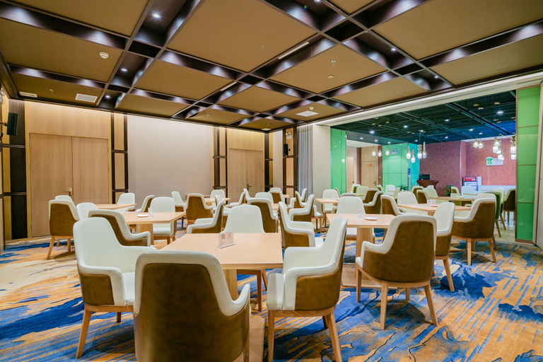 Business Facilities