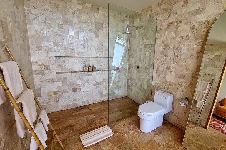 Bathroom 5, Uluwatu Sunset Hills, Badung
