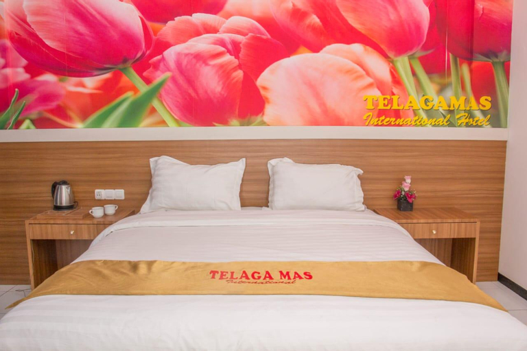 Bedroom, Telaga Mas Hotel, Magetan