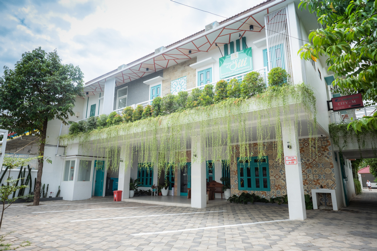 Exterior & Views 4, Hotel Siti Jember, Jember