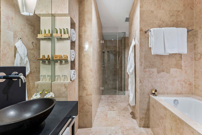 Bathroom 21