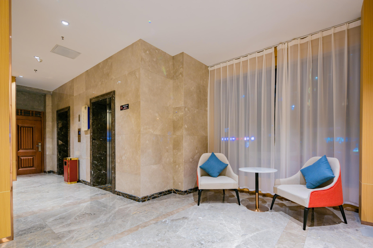 Exterior & Views 2, Starway Hotel (Xining Limeng Commercial Pedestrian, Xining