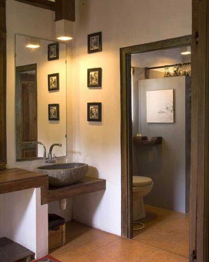 Bathroom, Villa De'Desa Mojokerto, Mojokerto
