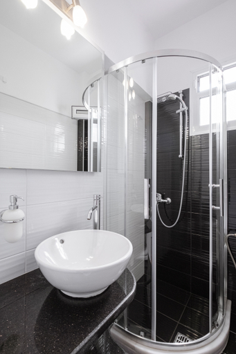 Bathroom, Stella Bay, North Aegean