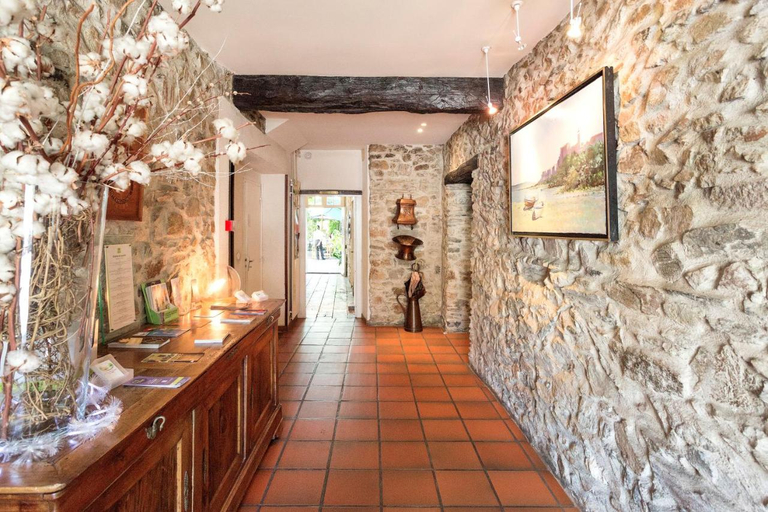 Public Area, Logis Hotel Restaurant du Midi, Haute-Garonne