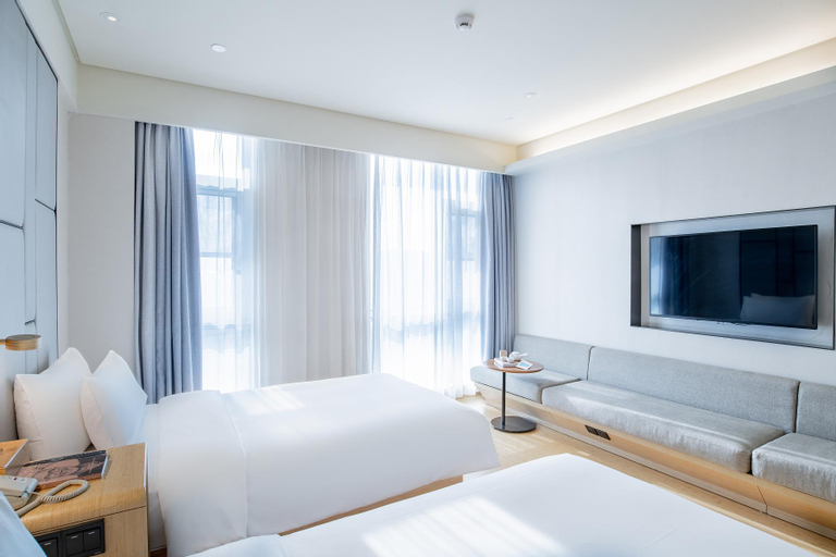 Bedroom 18