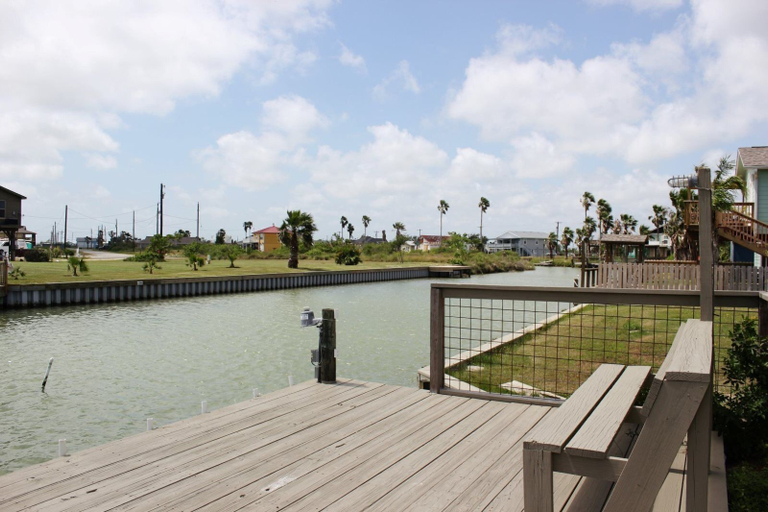Sport & Beauty 2, Cormorant Crossing, Aransas