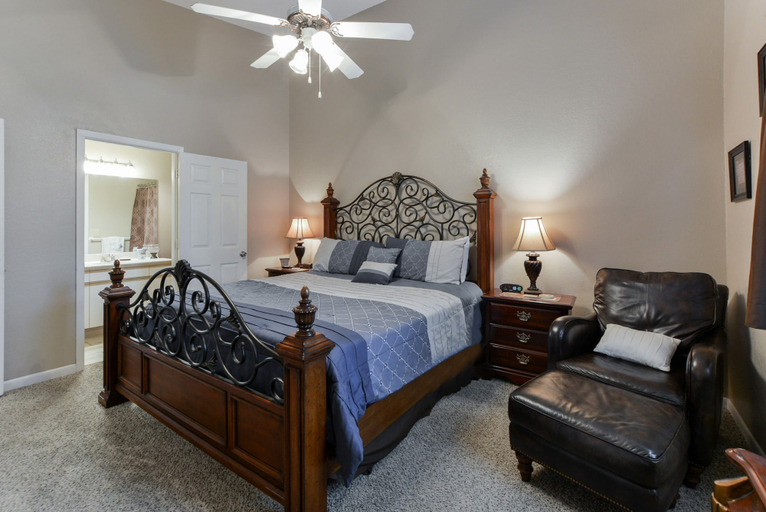 Bedroom 5, Relaxing Penthouse at Heldstab Haven, Taney