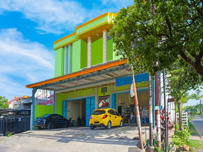 Exterior & Views 2, OYO 91668 Homestay Anitha Syariah Makassar, Maros