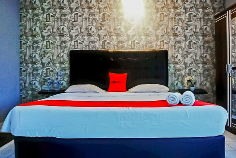Bedroom 4, RedDoorz near Taman Safari 2, Bogor