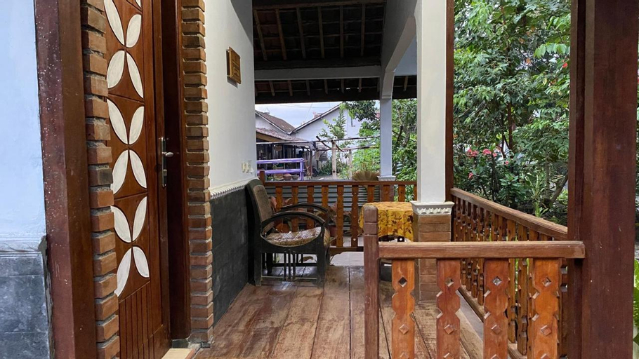 Exterior & Views 5, Homestay Candi Pawon Murtakim Syariah, Magelang