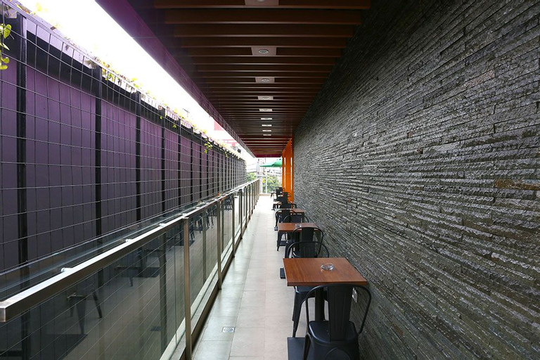 Public Area 14