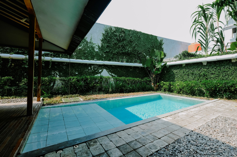 Swimming Pool 6