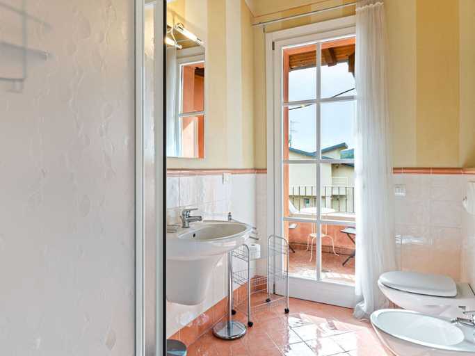 Bathroom 4, Ville Golf - the Golfette 1, Brescia