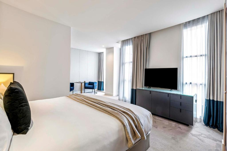 Bedroom 23