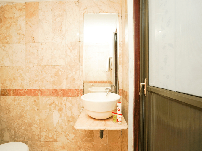 Bathroom 5