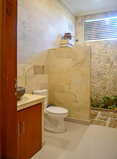 Bathroom 5, Sukun Babonsay Villas, Karangasem