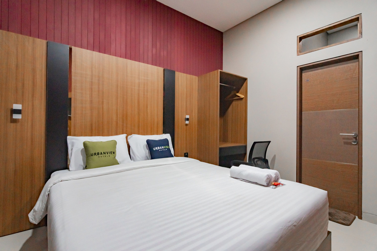 Bedroom 13