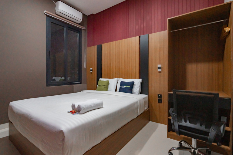Bedroom 15