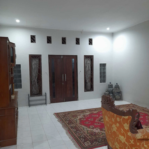 Others 4, Parana House, Lombok