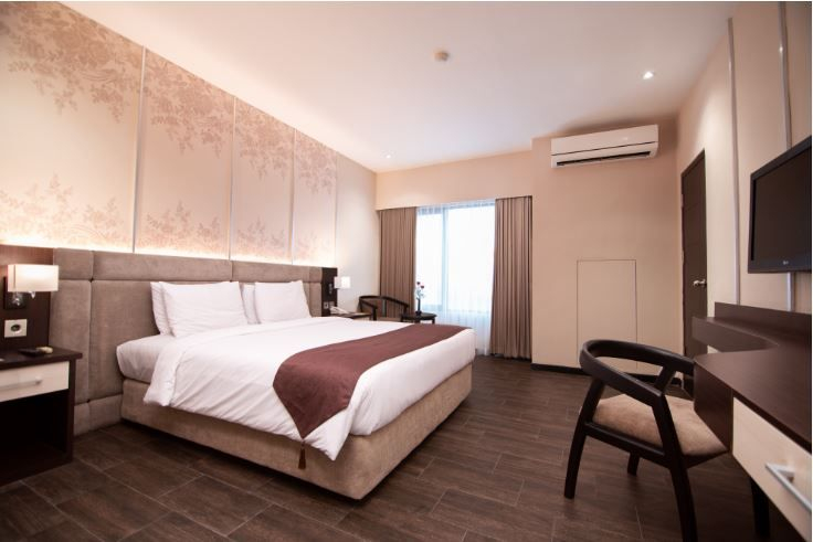 The Sun Hotel Sidoarjo - Tap to explore photos
