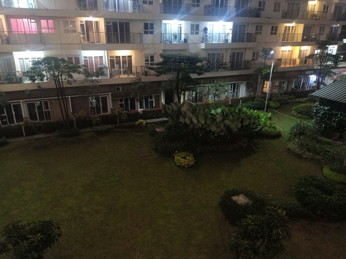 Exterior & Views 25