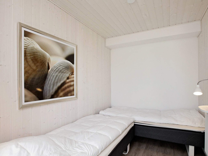 Bedroom 3, Holiday Home in Wendtorf, Plön