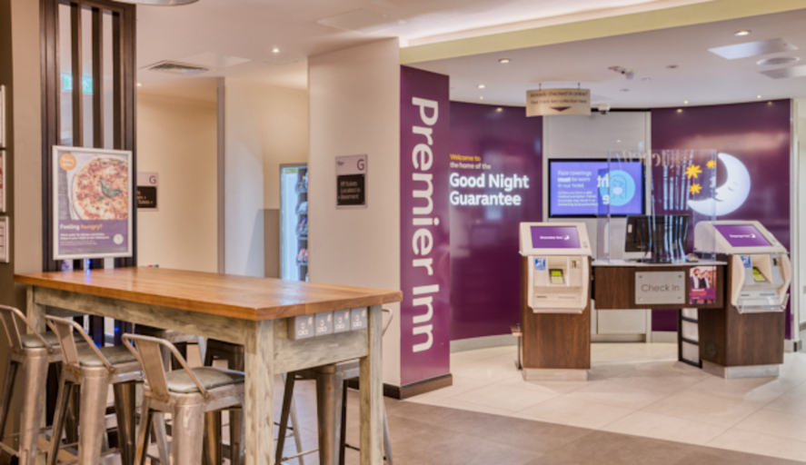 Food & Drinks 2, Premier Inn London Southwark - High St, London