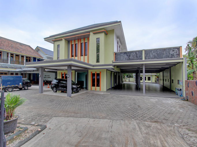 Exterior & Views 2, OYO 91748 Wisma Pkpri Purworejo, Purworejo