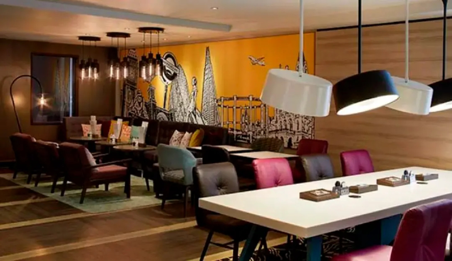 Food & Drinks 5, Premier Inn London Blackfriars, London