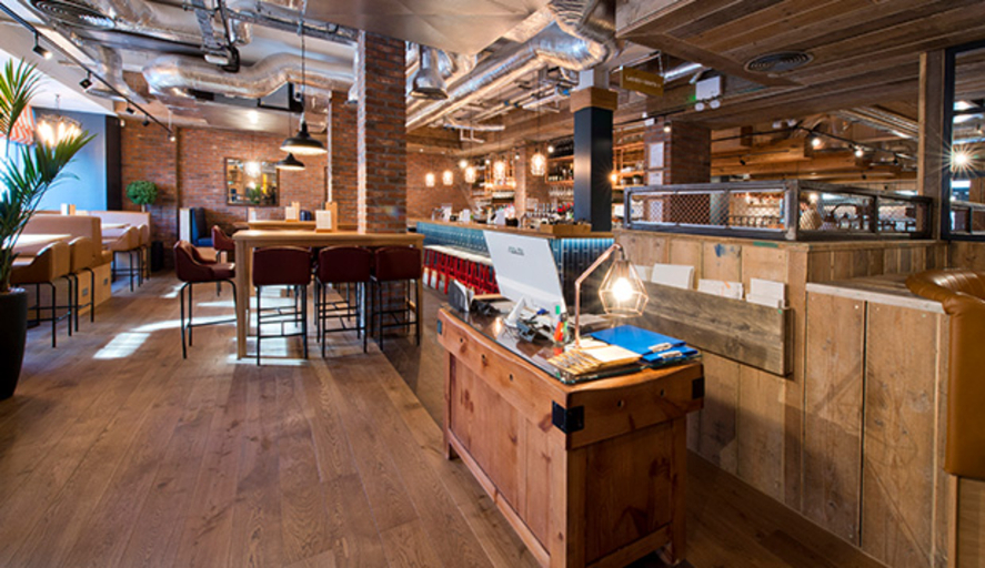Food & Drinks 3, Premier Inn London Wimbledon - Broadway, London
