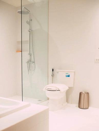 Bathroom 8