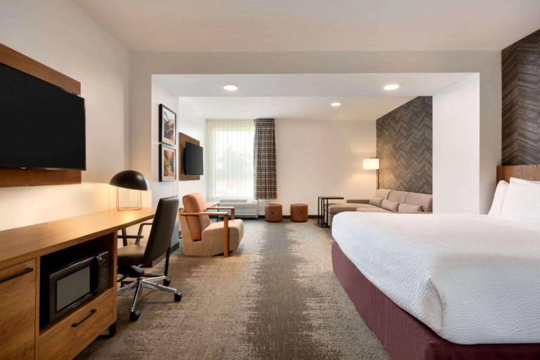Bedroom 25