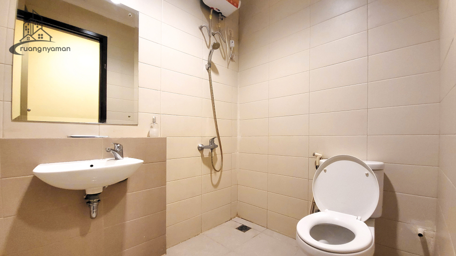Bathroom 5, Regentown Near ICE BSD by Ruang Nyaman, Tangerang Selatan