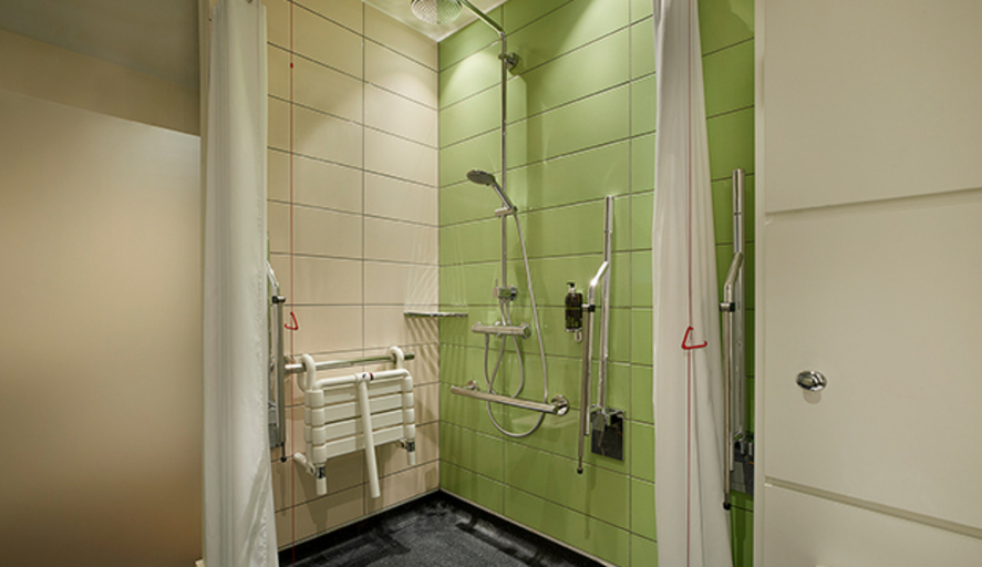Bathroom 4, hub by Premier Inn London Tower Bridge, London