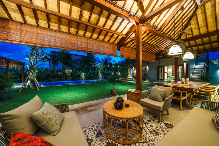 Public Area, Villa Beauvida: Cozy 4- bedroom villa in Canggu with 18m Pool, Badung