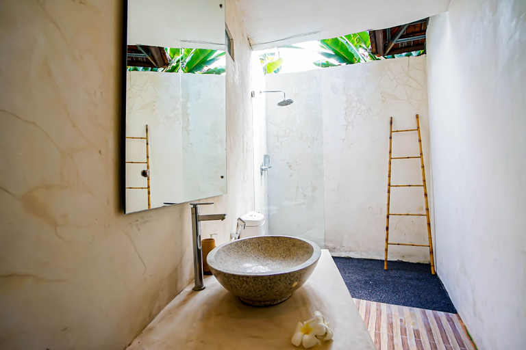 Bathroom 5, Agung Wiwin Homestay & Restaurant, Badung