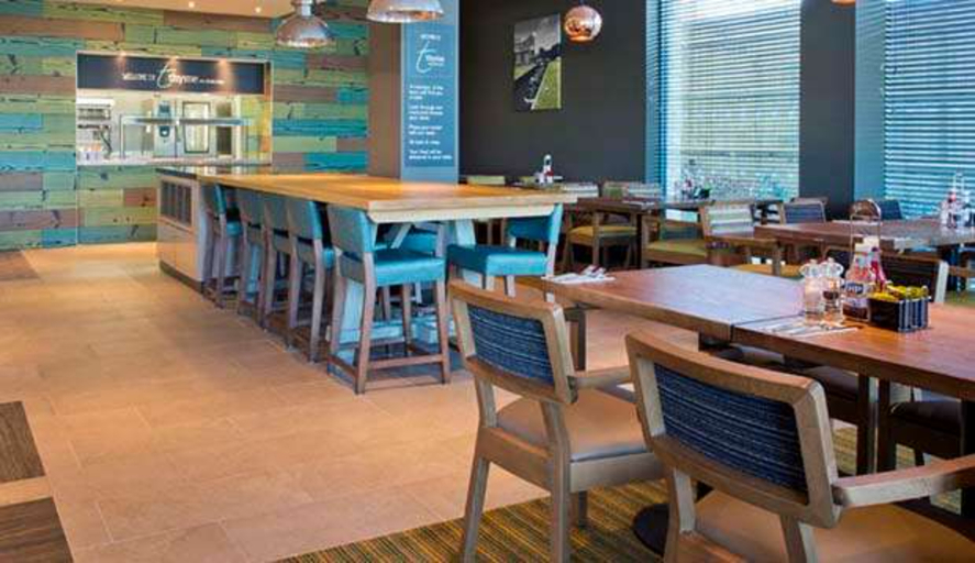 Food & Drinks 5, Premier Inn London Tolworth, London