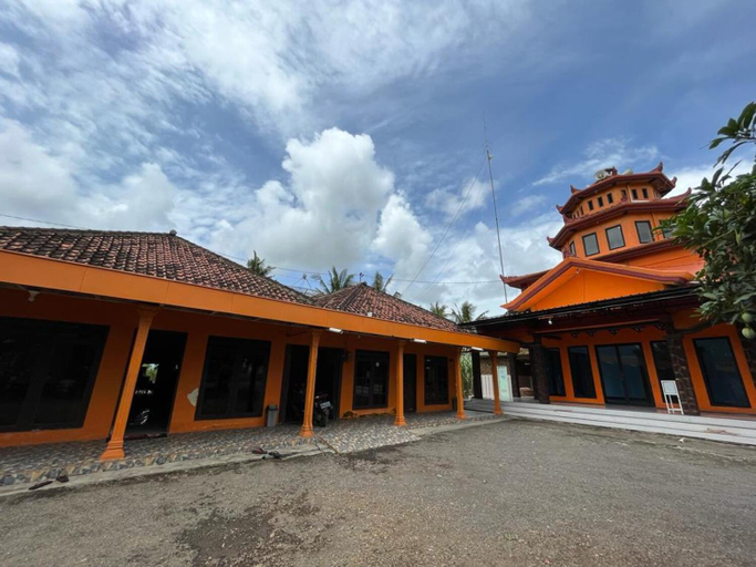 Exterior & Views 1, Homestay ChengHo Alas Purwo, Banyuwangi