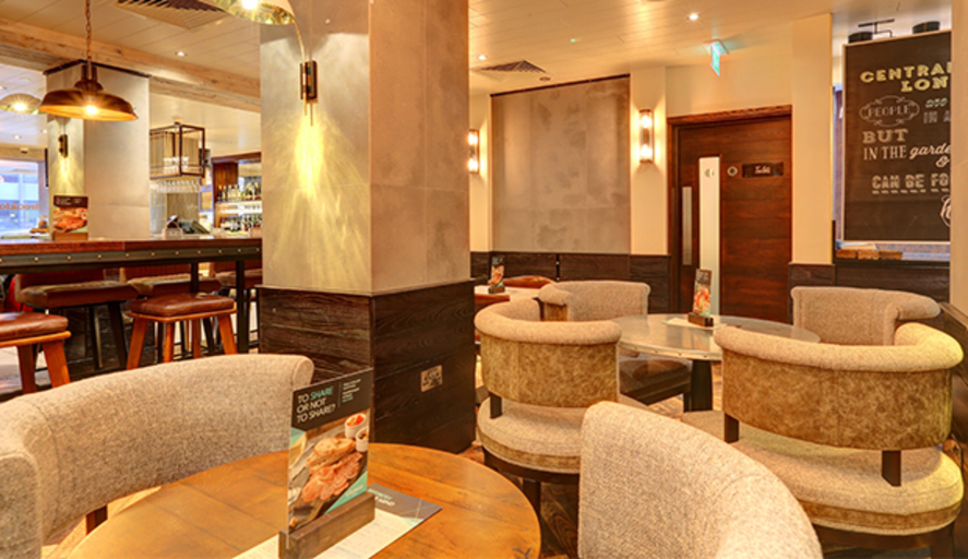 Food & Drinks 3, hub by Premier Inn London Westminster - Westminster Abbey, London