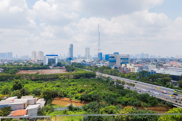 Exterior & Views 5, Stylish and Luxury 2BR Apartment at Veranda Residence Puri By Travelio, West Jakarta