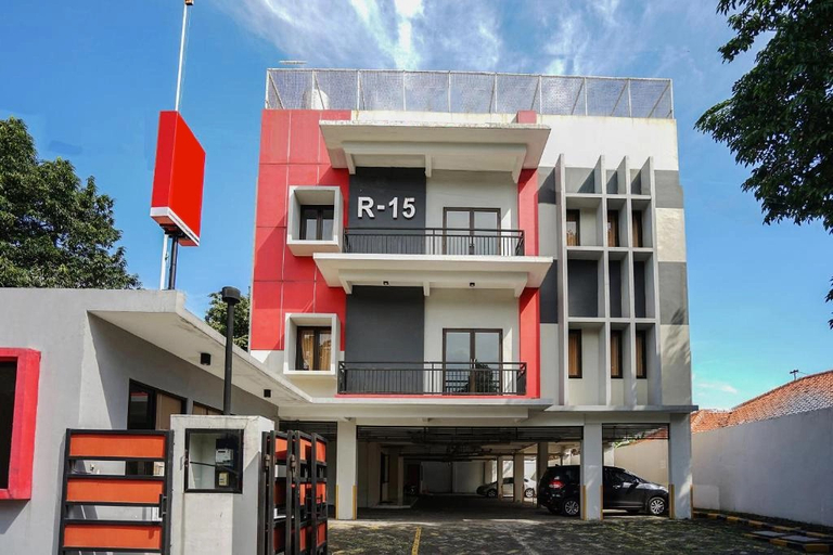 Exterior & Views, Cozynest Tenggilis By Turu, Surabaya
