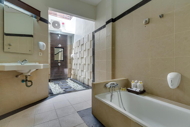 Bathroom 4