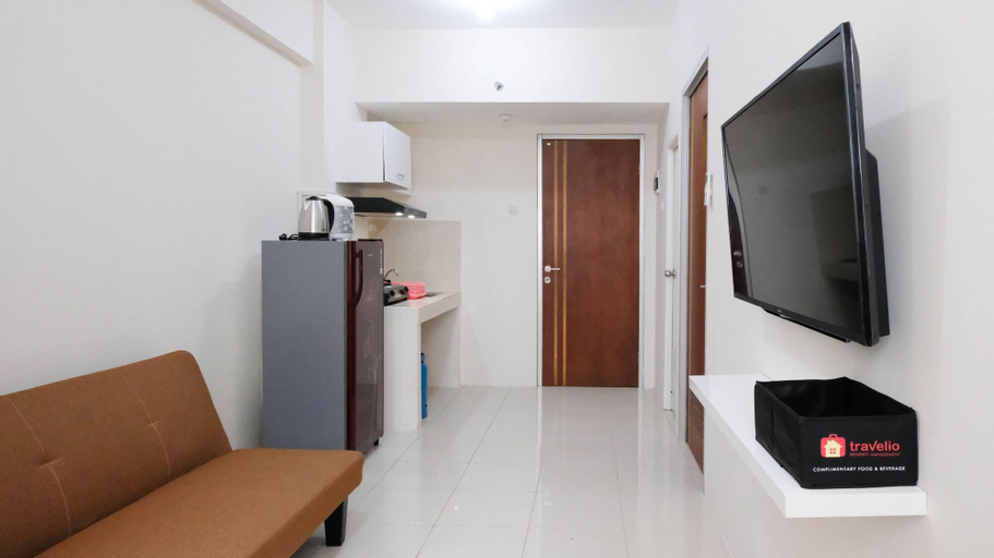 Exterior & Views 2, Clean and Comfy 2BR Apartment at Puncak Kertajaya By Travelio, Surabaya