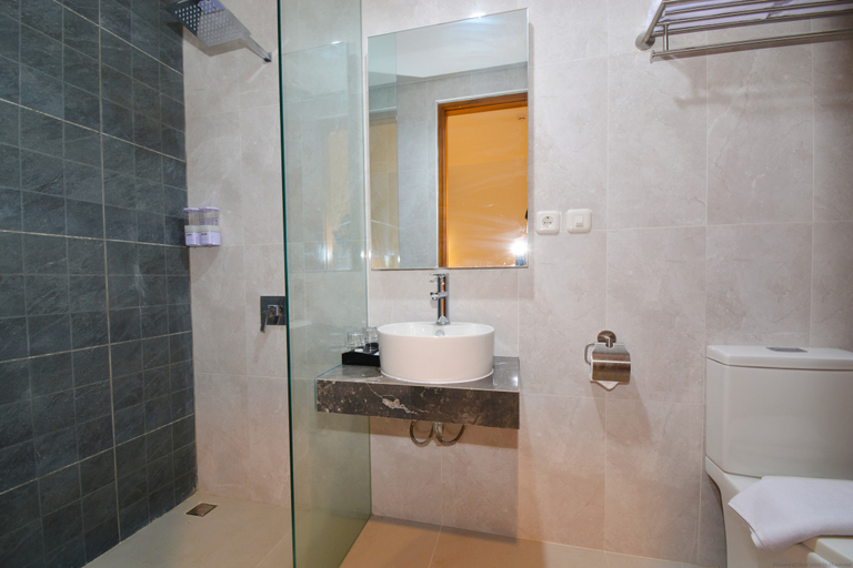 Bathroom 5, Fivecord Hotel Solo, Solo